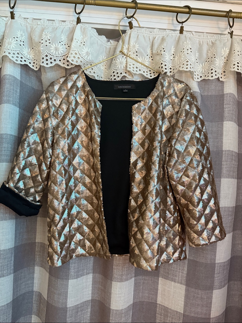 Haoyouou Metallic Quilted Open-Front Jacket in Gold